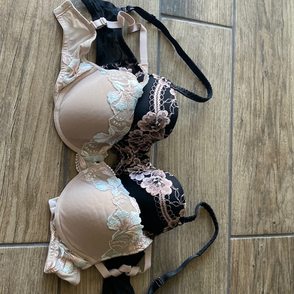 Soma 32D bras - Picture 1 of 2